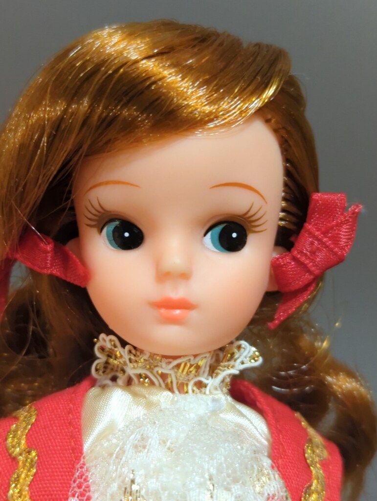 タカラ 復刻初代リカちゃん リカちゃんトリオDX(タイガース