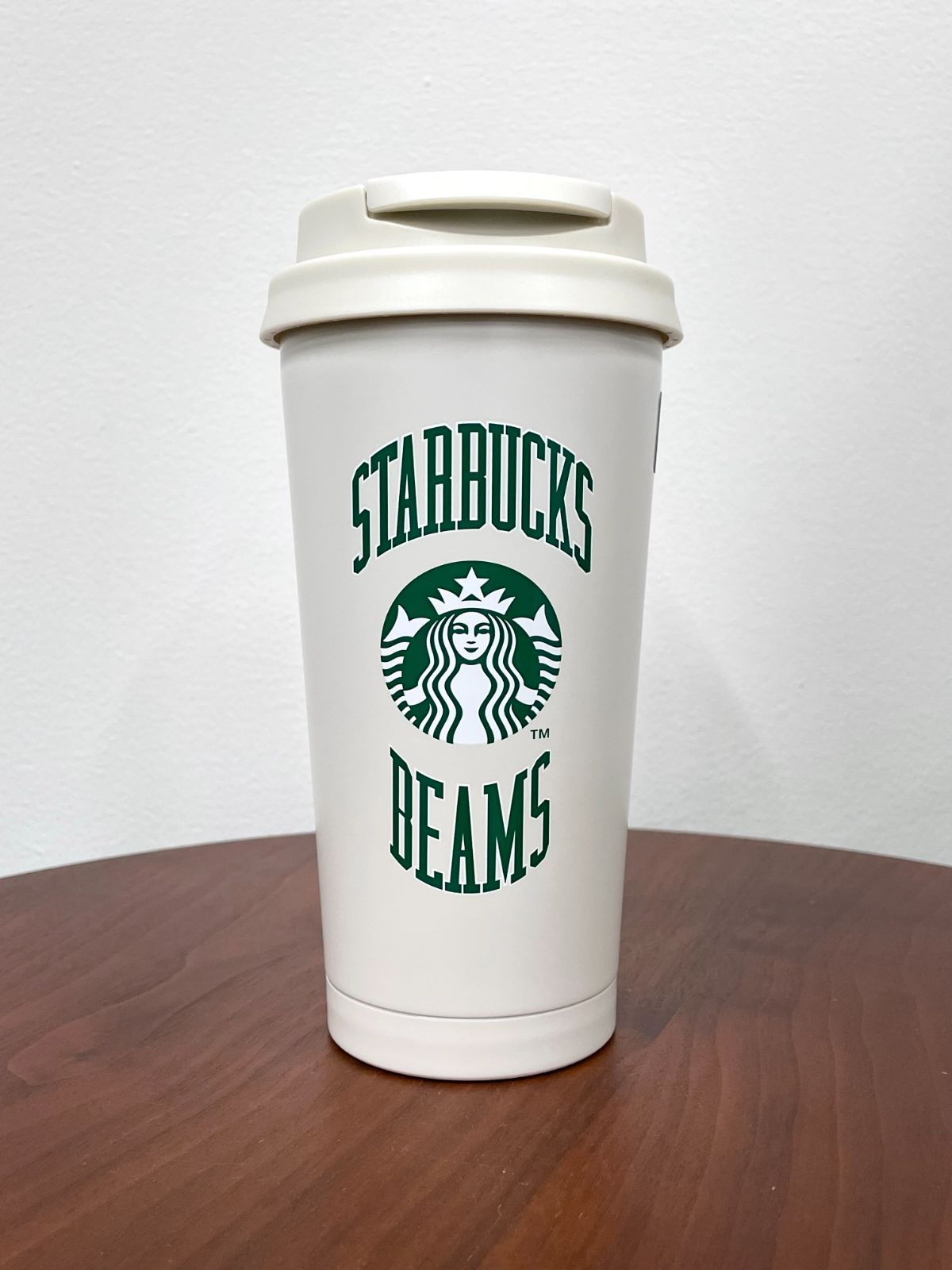 新品 Starbucks×BEAMS リサイクルステンレスボトル ベージュ Amazon | Starbucks BEAMS コラボ リサイクルステンレスTOGOロゴ