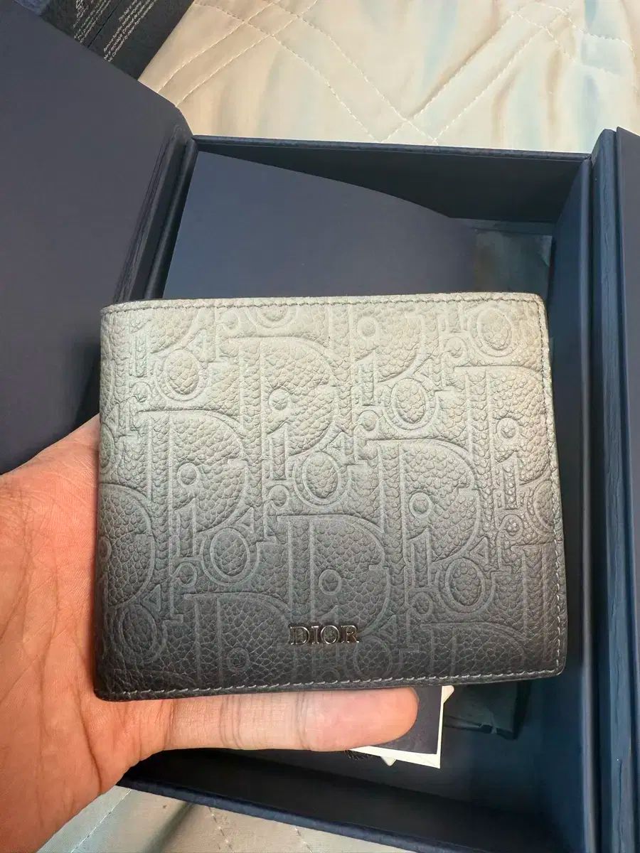 Dior モデル グラデーション 二つ折り財布 公式ホームページ フルセット