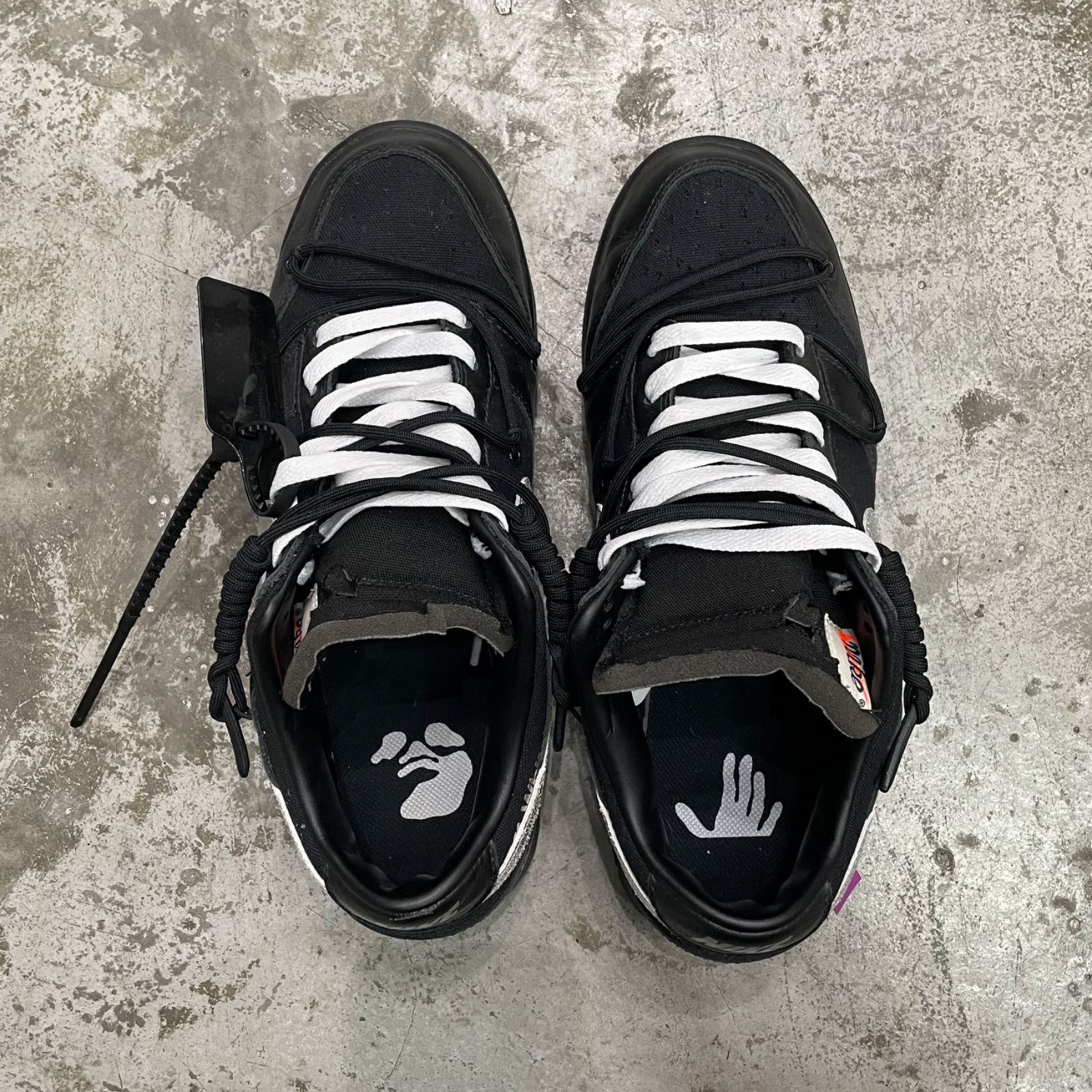 Off-White × Nike Dunk Low 1 OF 50 
