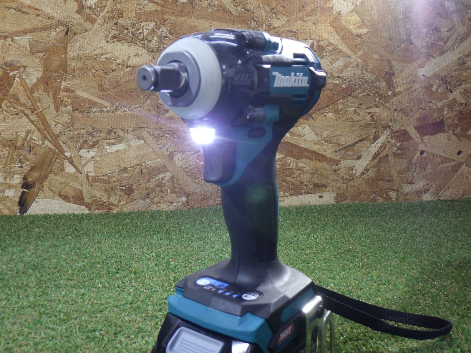 40Vmax充電式インパクトレンチ