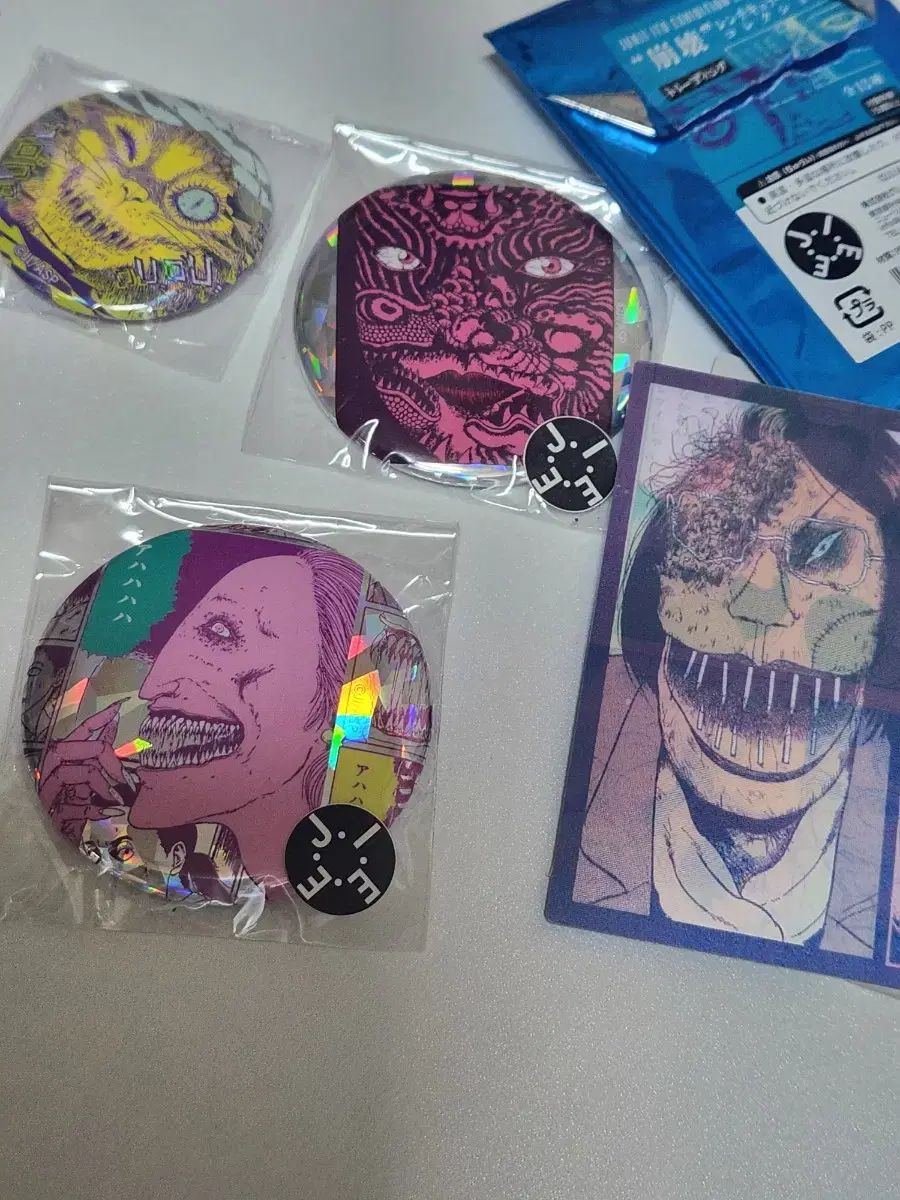 伊藤純二 商品バッチ