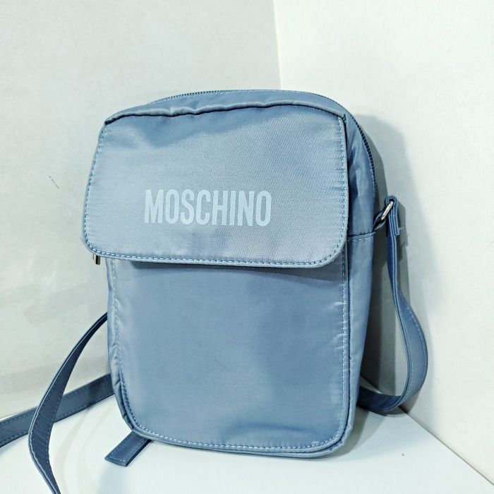 【新品】 MOSCHINO ショルダーバッグ モスキーノ スマホケース モスキーノ MOSCHINO ナイロン ショルダーバッグ クロスボディ