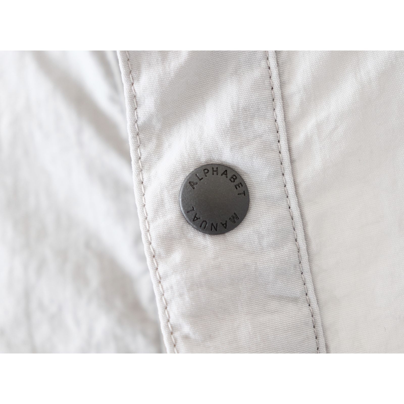 MANUAL ALPHABET / LIGHT SHELL SNAP TEE - GREGE マニュアル 