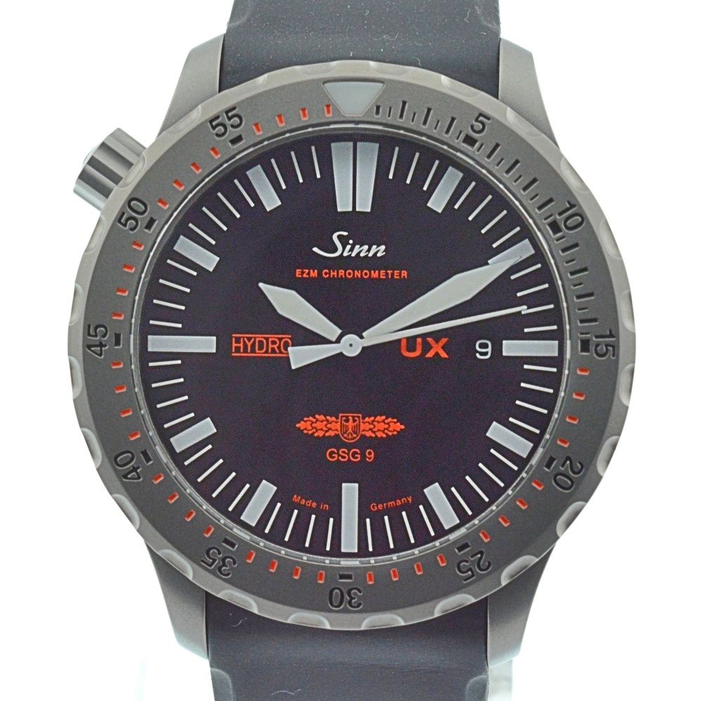 ジン Sinn UX.GSG9 Uボート 5000m クォーツ メンズ き G 136587
