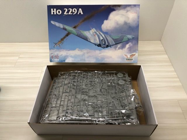 タコム 1/32 ウイングスシリーズ ホルテン Ho229A TAKOM 新品