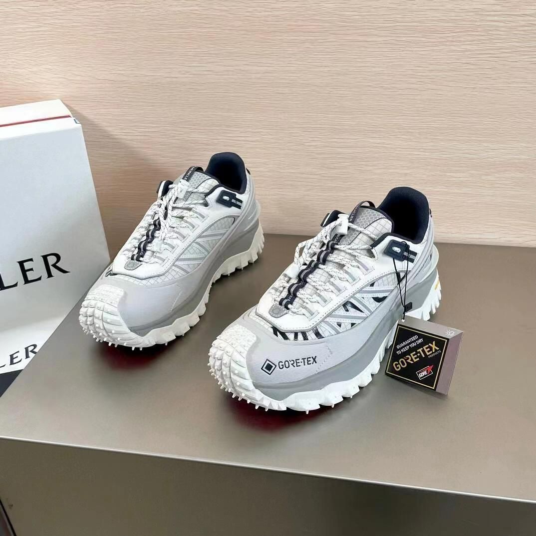 Moncler Trailgrip GTX モンクレール トレイルグリップ - メルカリ