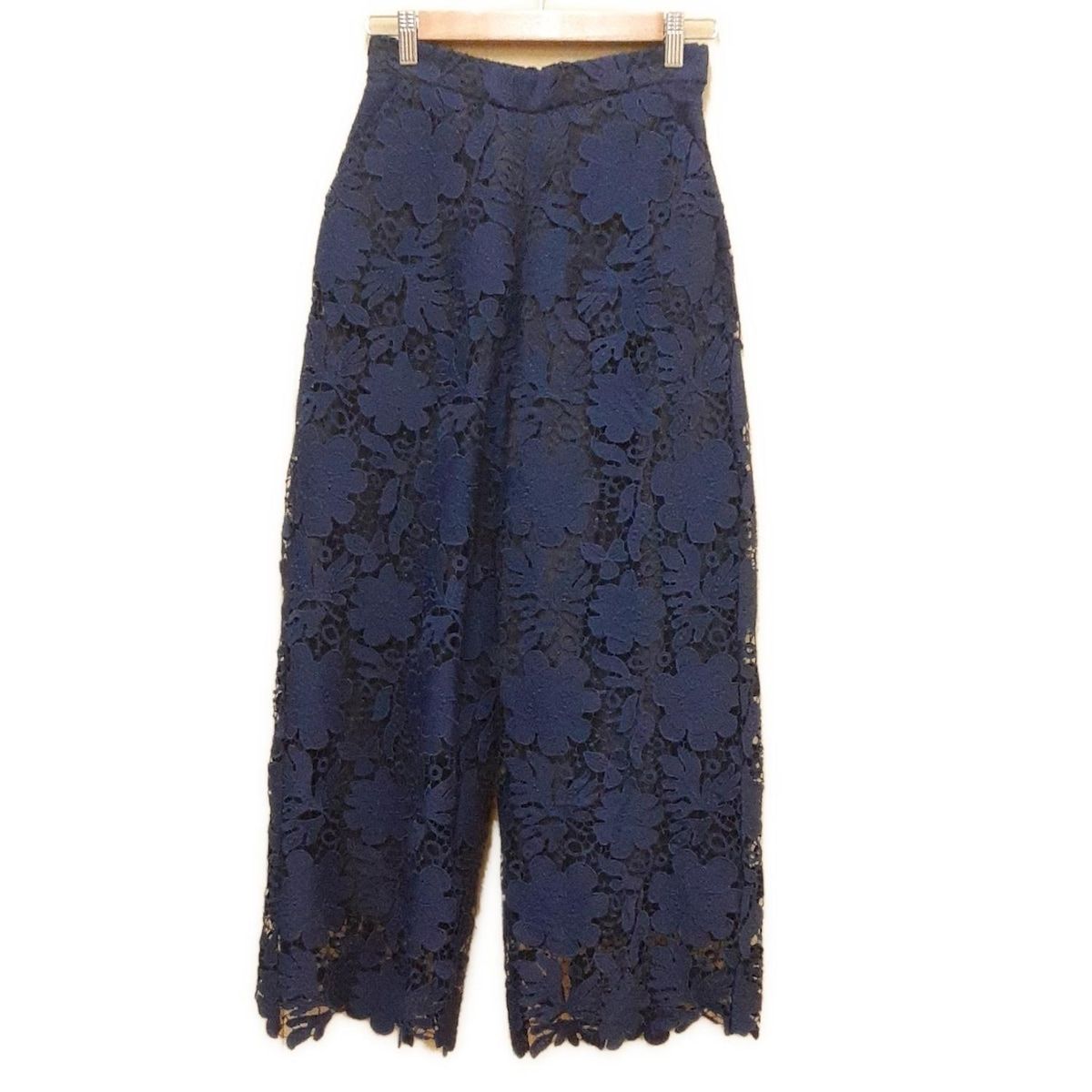 ランバン　パンツ LANVIN en Bleu(ランバンオンブルー) パンツ サイズ36 S