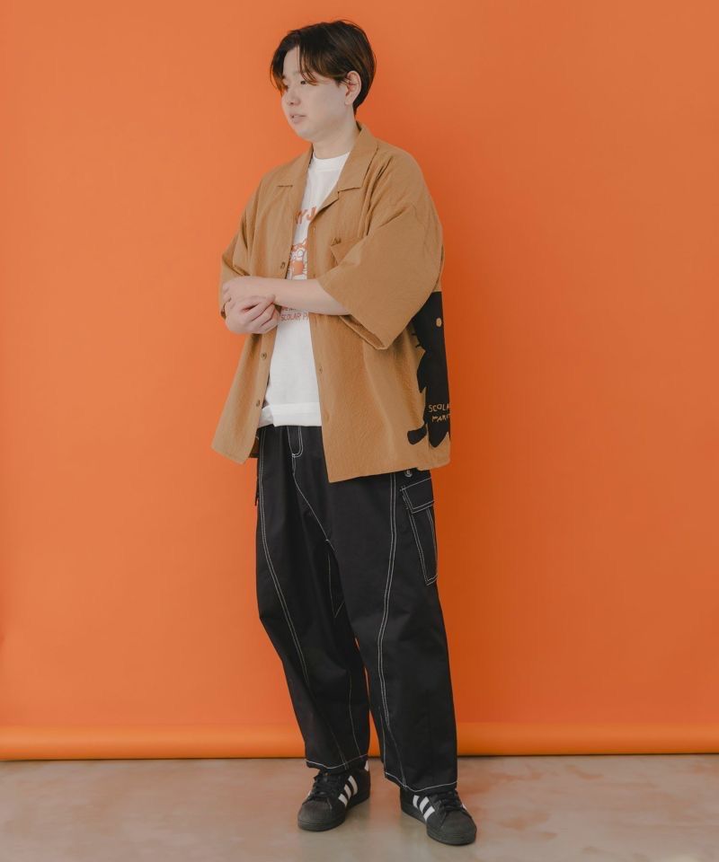 無限ループネコ柄シャツ