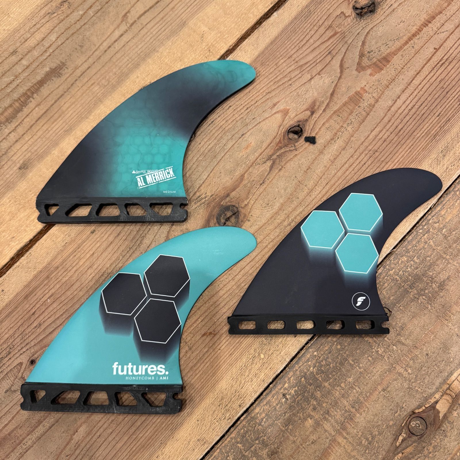 【新品】futures フューチャー AM-1 アルメリック Msize トライ AM1 Honeycomb - Rake Surf Fins - Futures Fins US