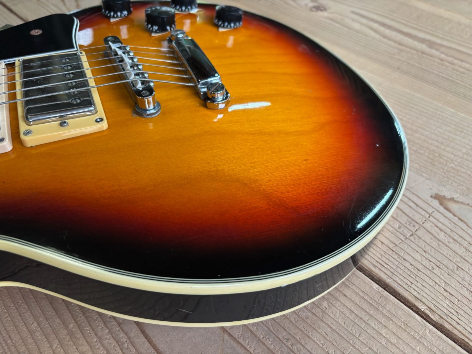 1970年初期レスポールギター日本製 heerby LS-900 1970年代製 初期DIMARZIO PAF搭載買取りました