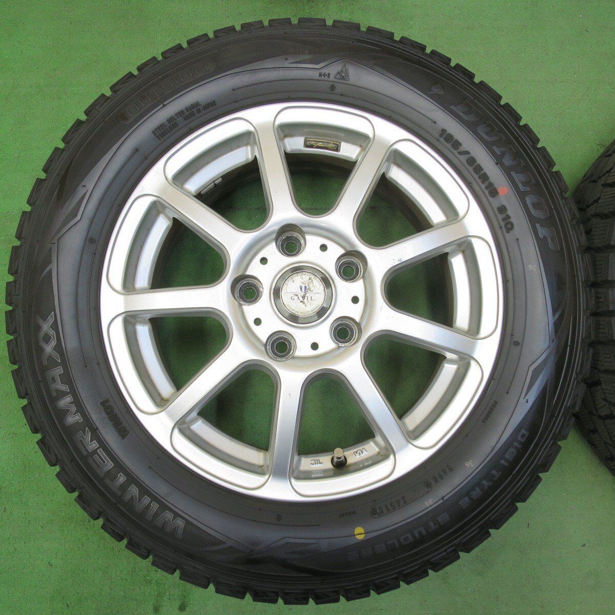 中古】ダンロップ 205/70R16 LTバリ山6本 DUNLOP WINTER MAXX LT03M