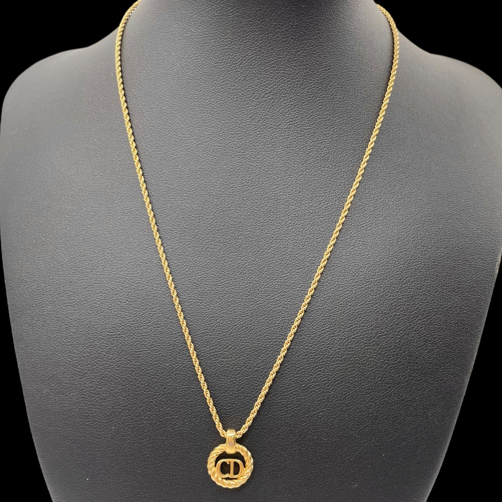 Christian Dior クリスチャン ディオール ゴールド CDロゴサークル ネックレス 金縄 ペンダント 首輪 ジュエリー ヴィンテージ