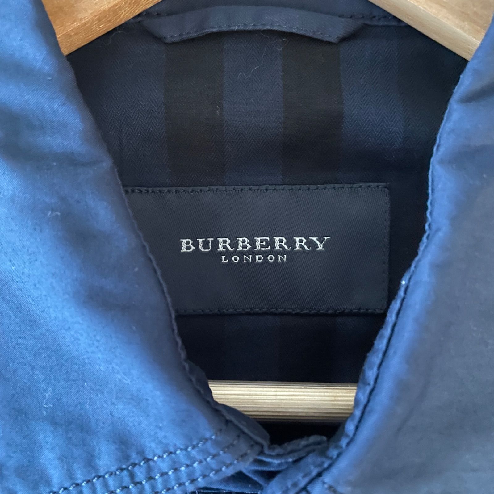 BURBERRY ブルゾン ネイビー M Burberry レディースブルゾン Mサイズ - メルカリ