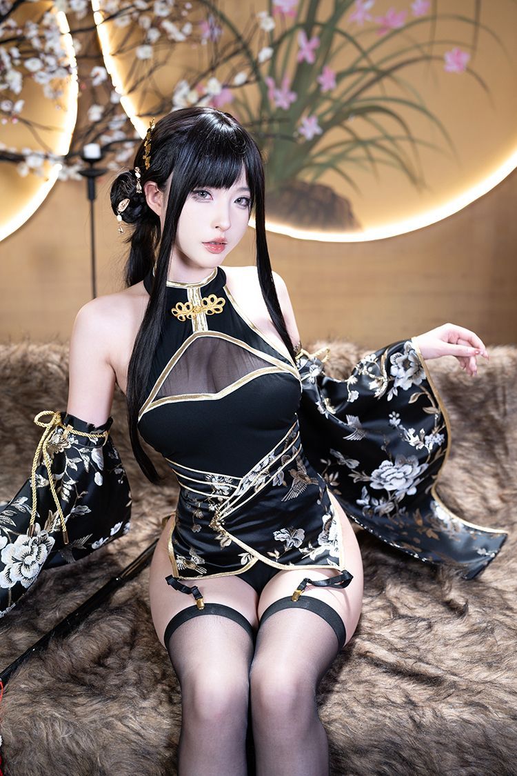 ハイレグロイヤルチャイナ
