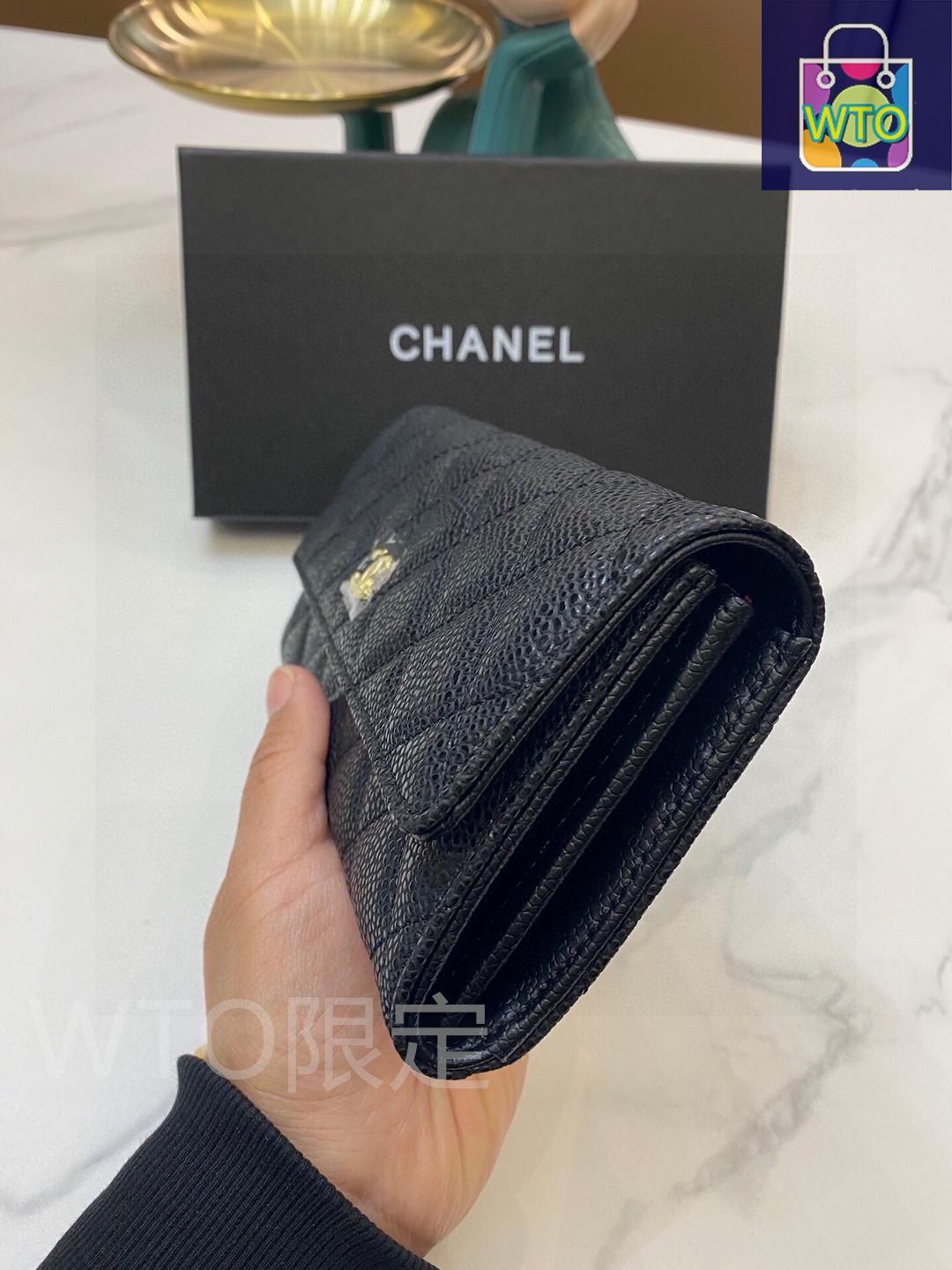 CHANELシャネルのシンプルな女性用ブラック財布｜本日限定特価
