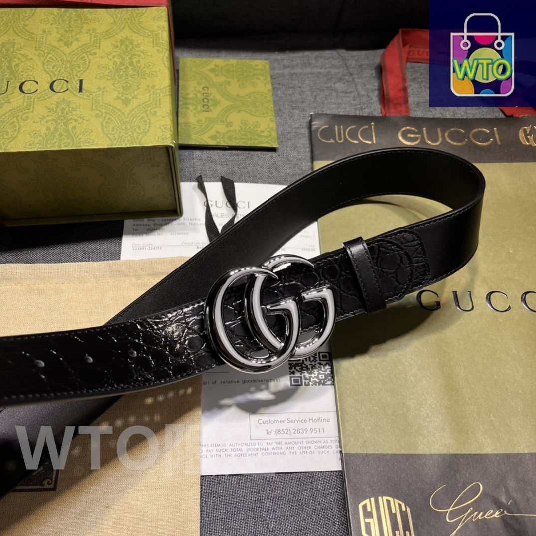 GUCCI ブラックレザー ベルト GGパターン GUCCI ブラックレザー ベルト GGパターン