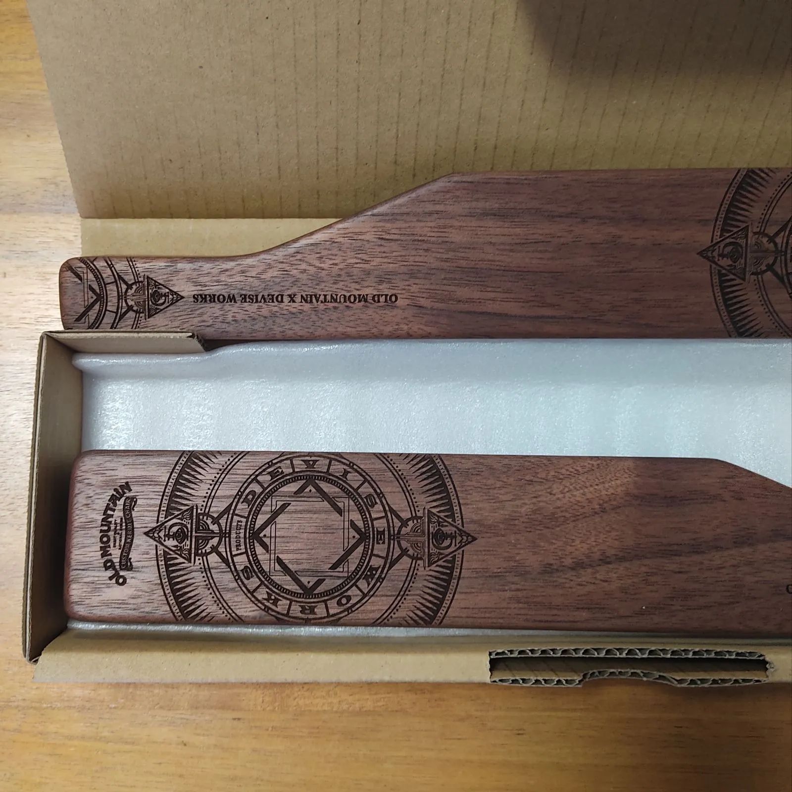 DEVICE WORKS old mountain HIJIWARU DEVICE WORKS old mountain