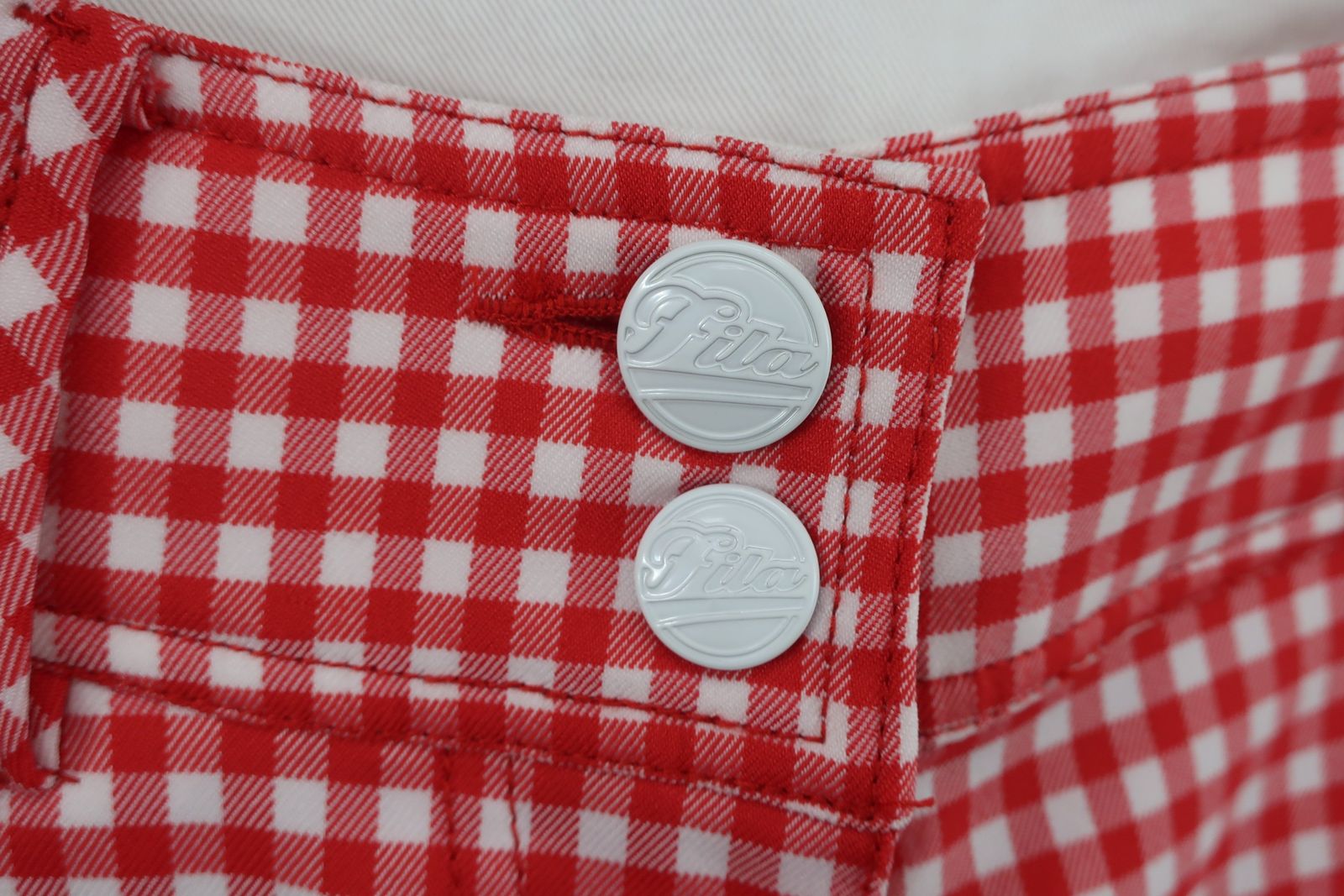 レディース ゴルフパンツ 赤と白のチェック柄 レディース ゴルフパンツ 赤と白のチェック柄