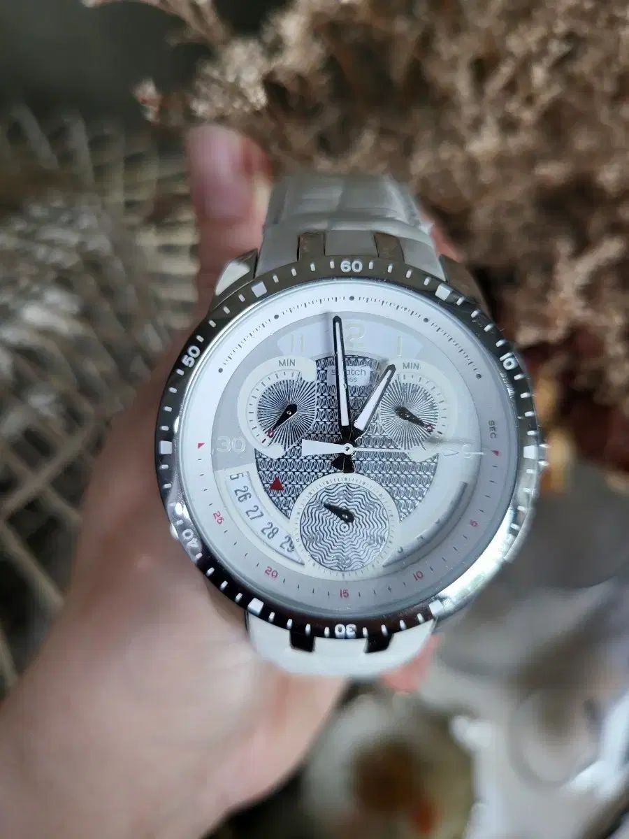 SWATCH(スウォッチ) ホワイト 時計 クロノグラフ