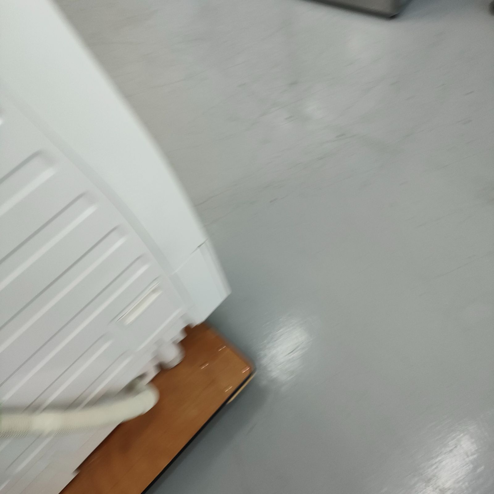 TW-127X8L 2020年製