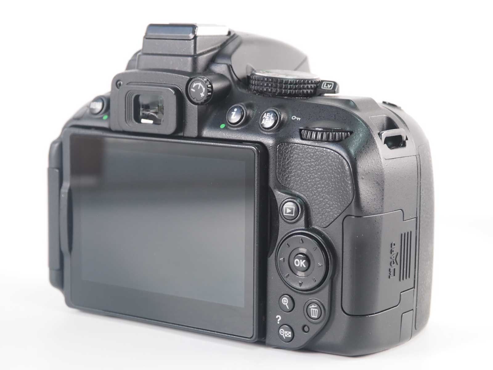 NikonD5300 美品 ニコン D5300 18-55 VR II レンズキット ブラック | デジタル