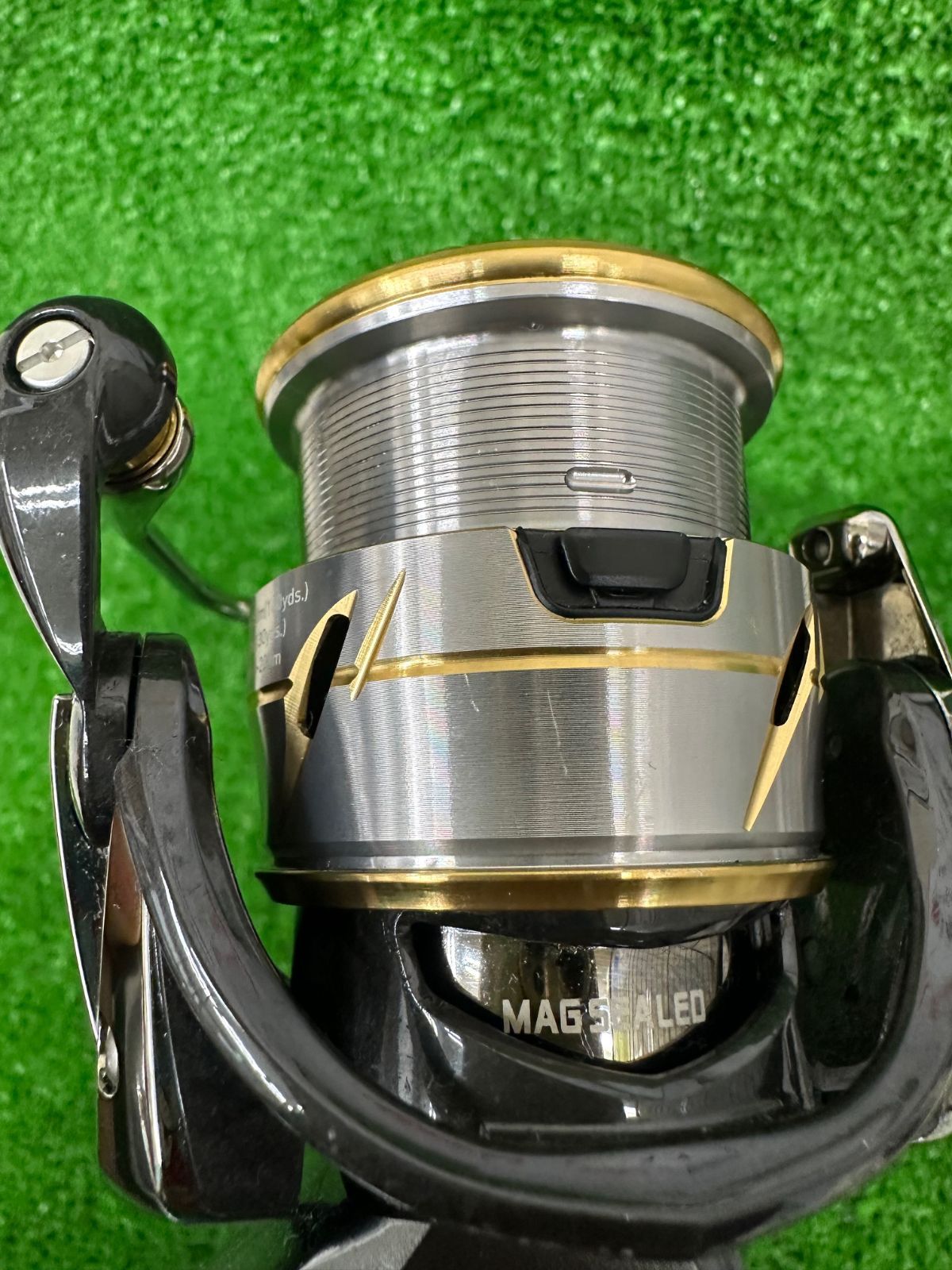 ダイワ DAIWA　20ルビアス　LT2500S-DH 替えスプール付き ダイワ DAIWA 20ルビアス LT2500S-DH 替えスプール付き ルビアス20