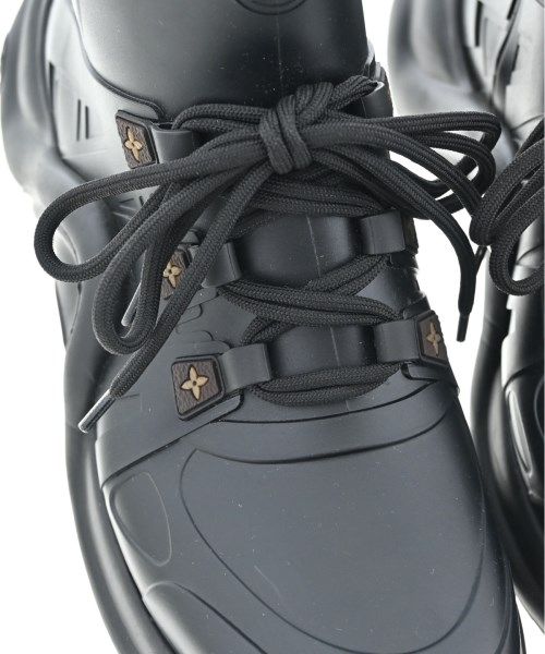 VUITTON