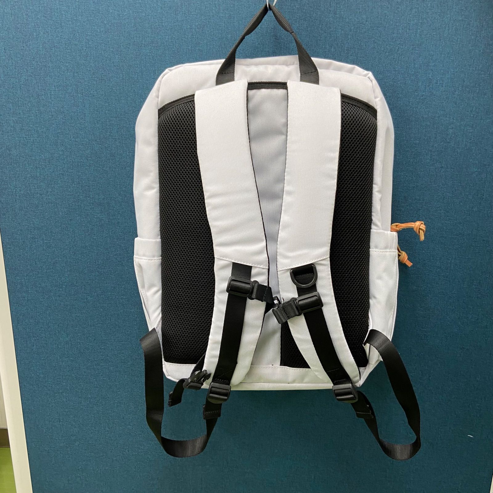 GUAPA グアパ リュックサック 51000 ホワイト X-PAC 18L 撥水 GUAPA グアパ リュックサック 51000 ホワイト X-PAC 18L 撥水