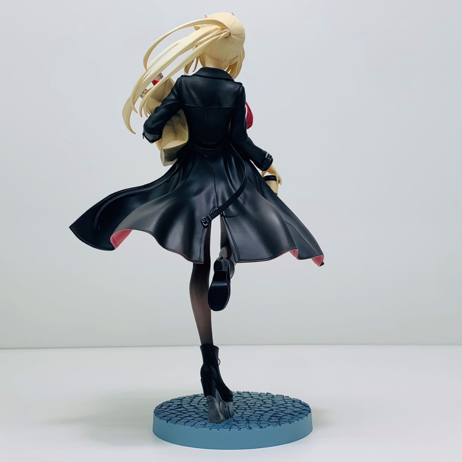 飾磨店】 中古 フィギュア Fate/Grand Order セイバー/アルトリア 
