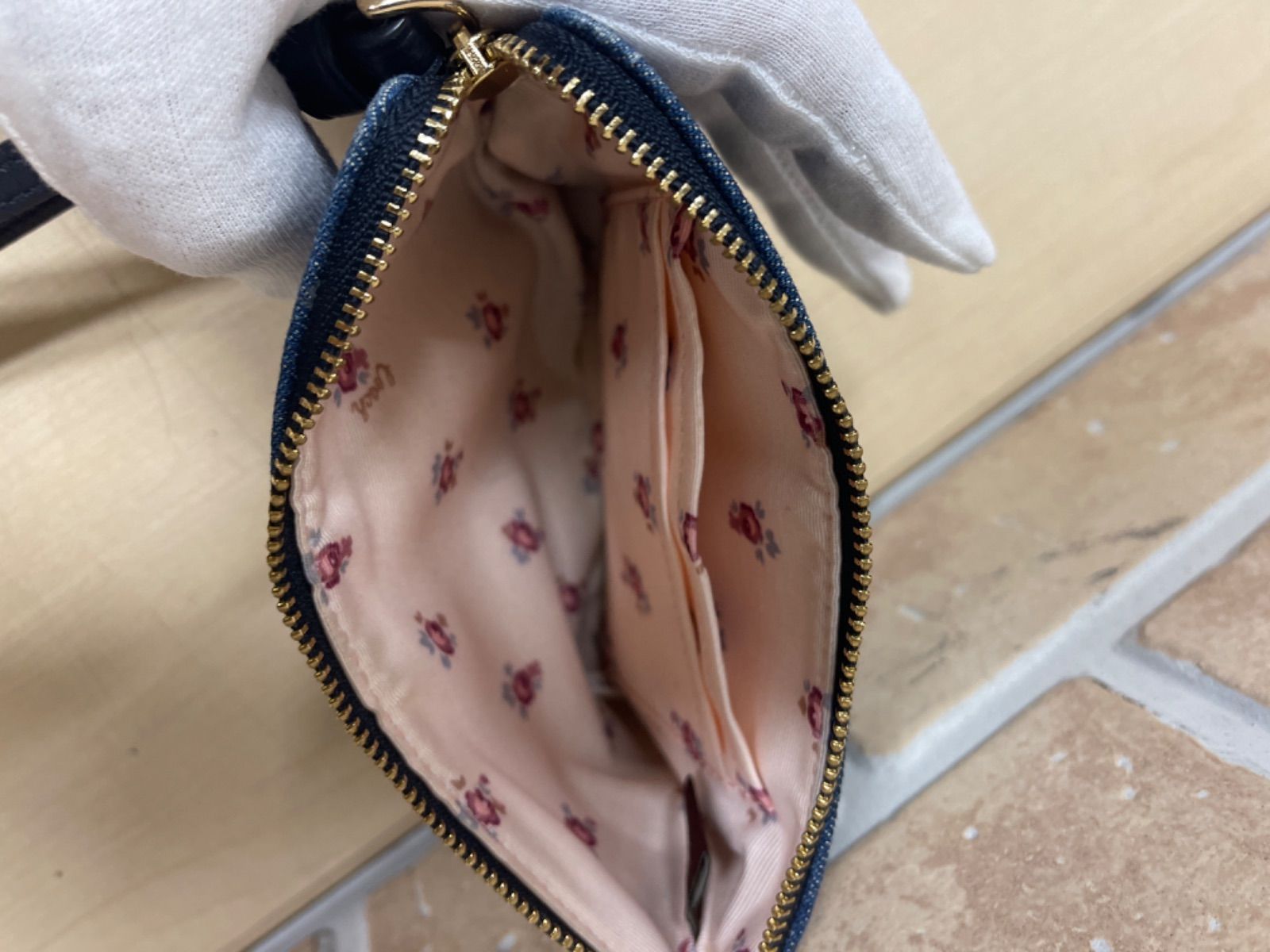 33 COACH コーチ F67579 レザー デニム ポーチ レディース - メルカリ