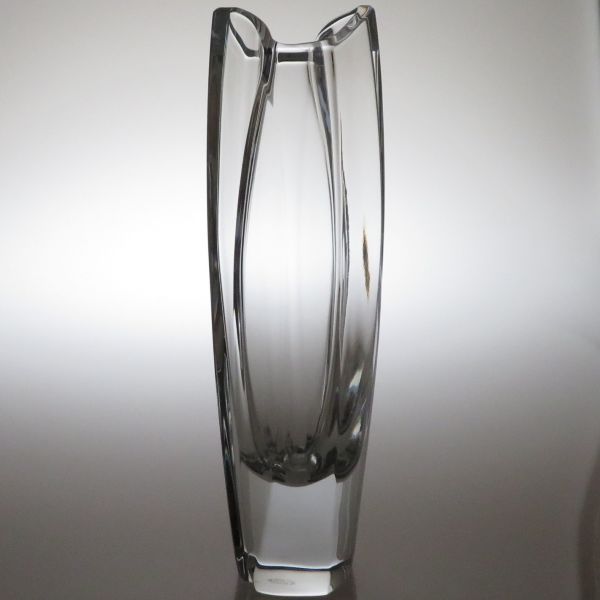 バカラ 花瓶 ジベルニー フラワーベース25cm箱付き 未使用 バカラ 花瓶 ジベルニー フラワーベース25cm箱付き 未使用