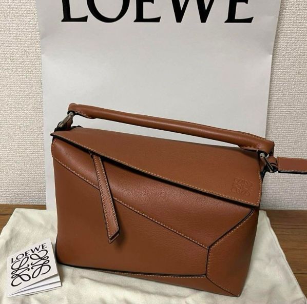 LOEWE ロエベ パズルバック スモール タン - メルカリ