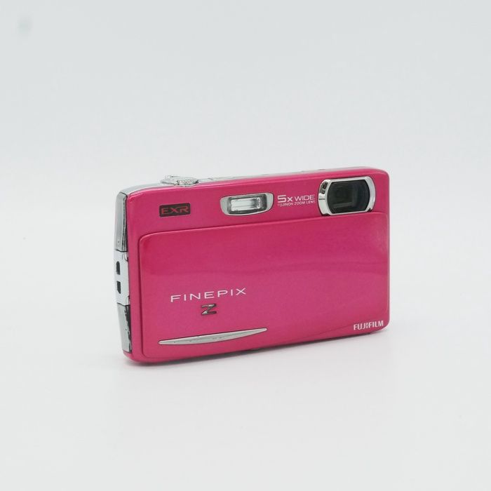 【中古】FUJIFILM デジタルカメラ FinePix Z950EXR レッド 1600万画素 広角28mm光学5倍 タッチパネル F FX-Z950EXR R