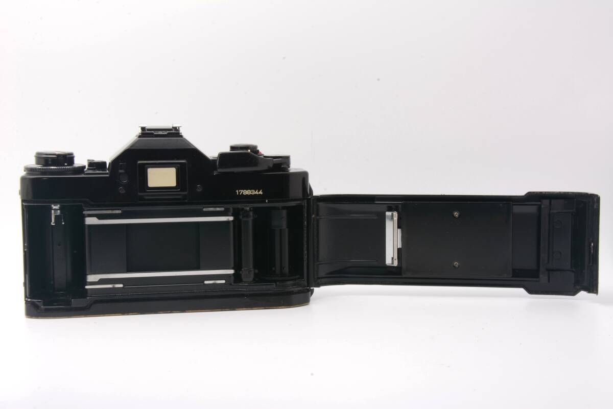 【早い者勝ち‼️】Canon FT 一眼レフカメラ 50mmフィルム f1.4 Canon￼ FT QL Black 35mm Film Camera Body FL 50mm f1.4 MF