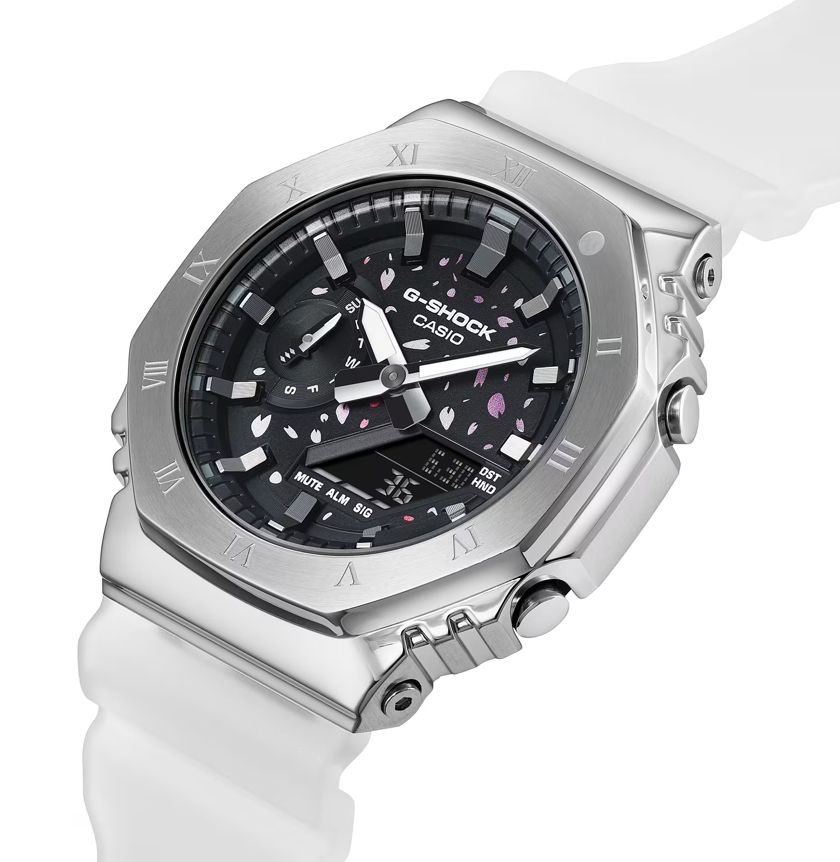 ONE OK ROCK　コラボ　時計　GM-2100TTTR-8AJR G-SHOCKがONE OK ROCKとコラボ！「GM-2100TTTR」は4月10日 （木