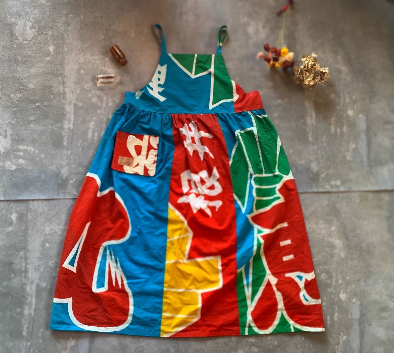 リメイク　本染　ワンピース ロング　派手　個性的　大漁旗　古旗Ｂ バンクーバーファッションウィーク9着目は大漁旗のワンピース