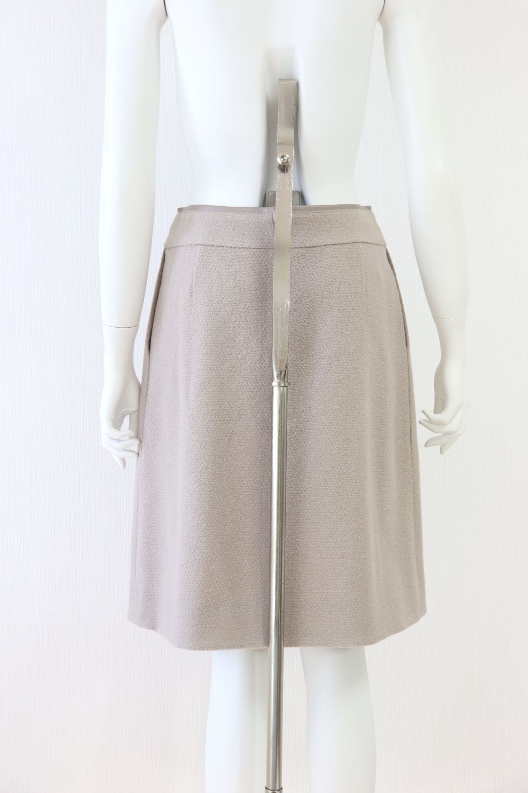 ベージュ 定価20万円