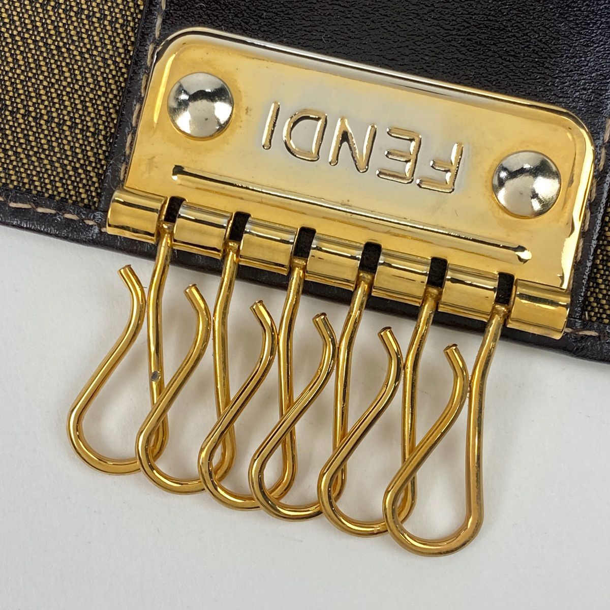 フェンディ　FENDI　ズッカ 6連キーケース 11670535_3.jpg