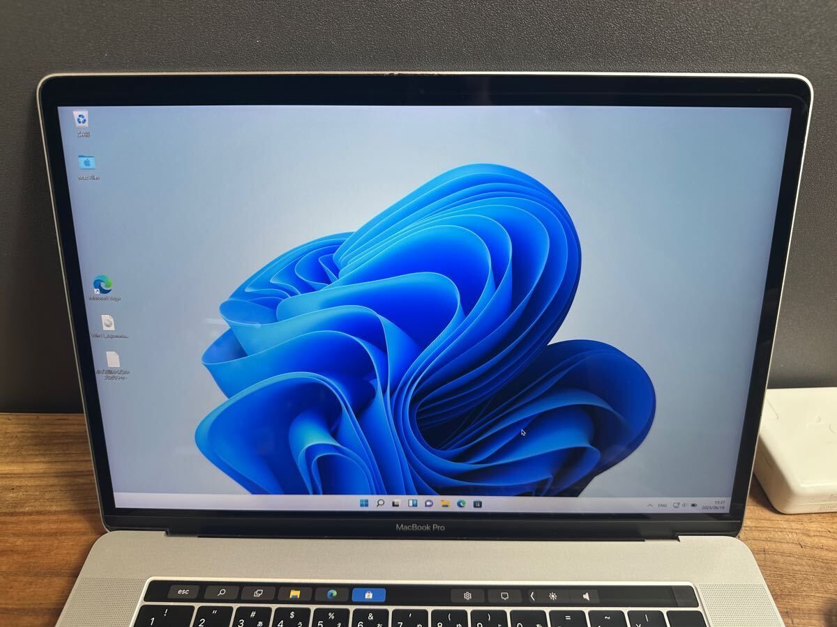 極美品新品バッテリー」Apple MacBook PRO Retina 15.4inch 2019/CPUi9