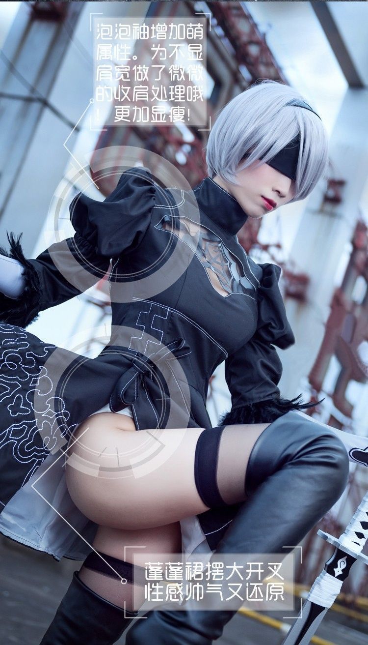 黒ドレス