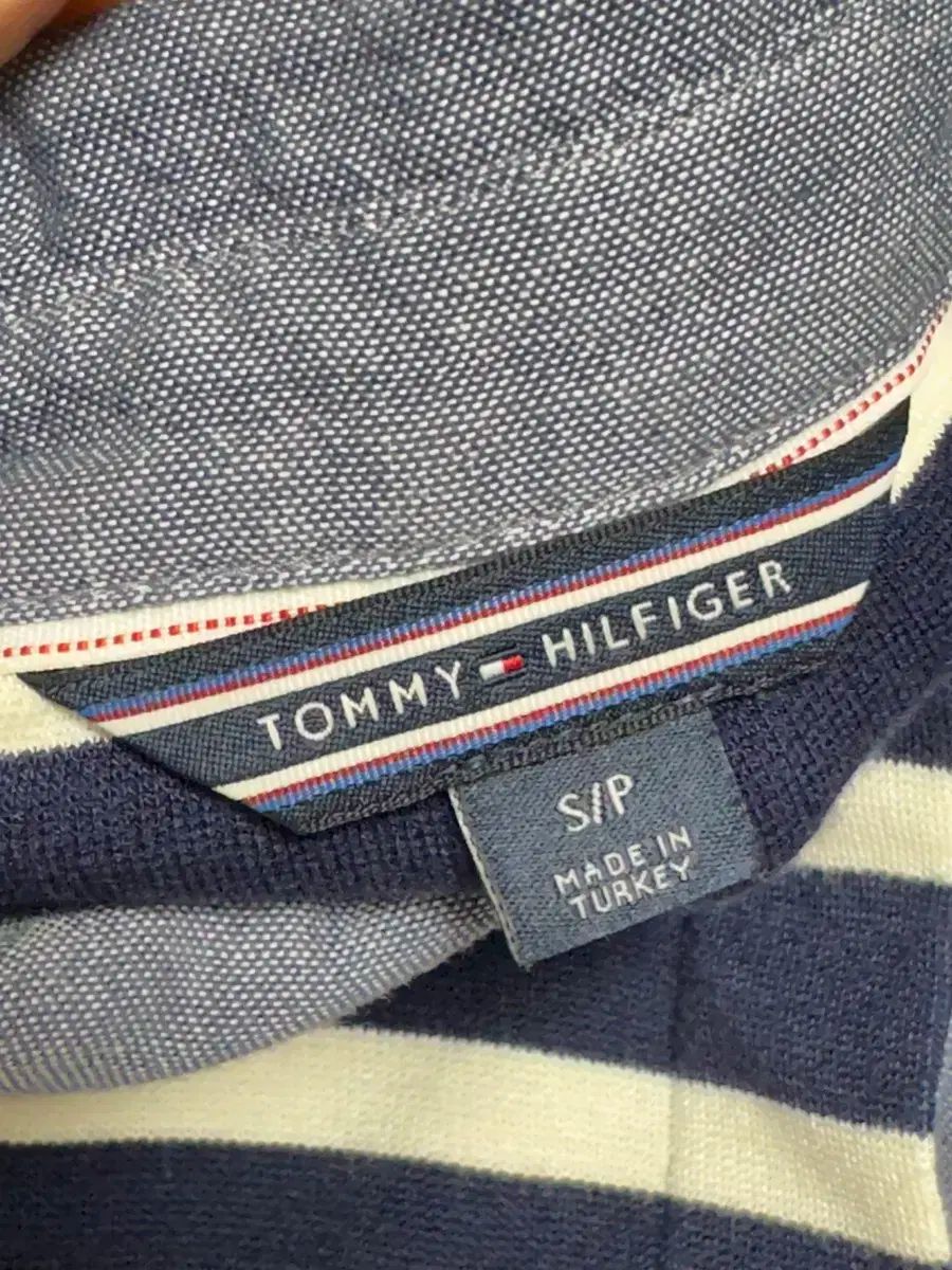 Hilfiger トミーヒルフィガー