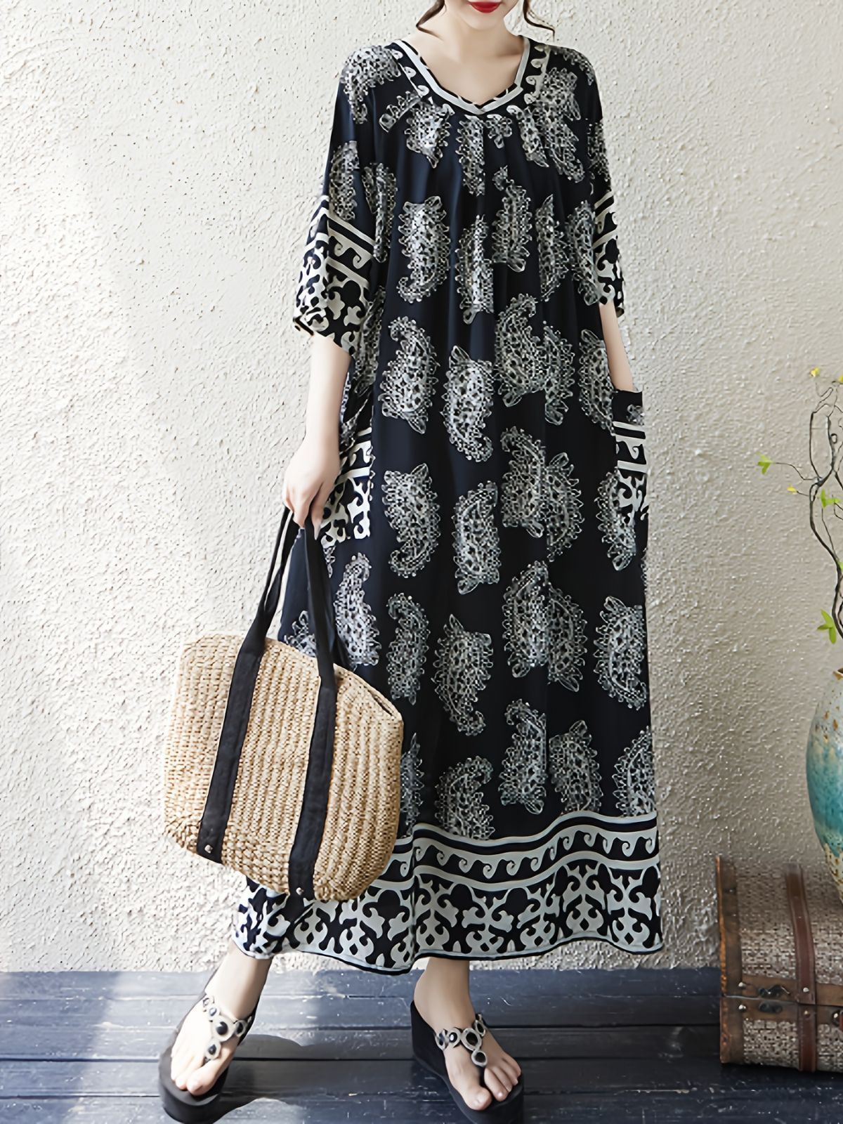 レディース 大きいサイズ ボヘミアン風 エスニックプリント ルーズフィット 半袖ローブ 軽量 通気性 ラウンドネック ポケット付き 春夏秋 カジュアル ホームウェア 快適ラウンジウェア ボホスタイル ドレス ラスティックエステティック