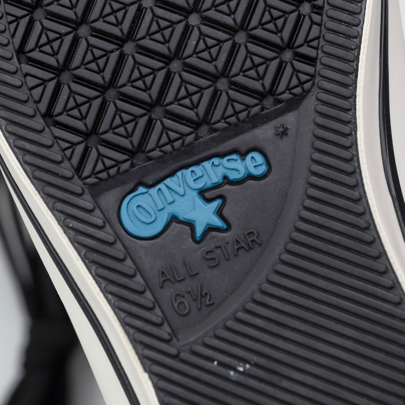 ハイカット ブラック