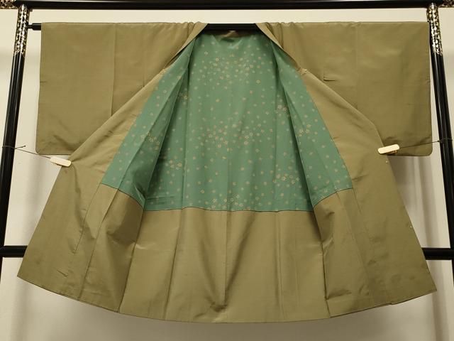 ★ ロング寸 お洒落な 紬地 道中着（正絹）仕立上り＜C630＞★くまきち 道中着 ロング丈 大島紬 カジュアル 和装コート 縞色格子 御仕立