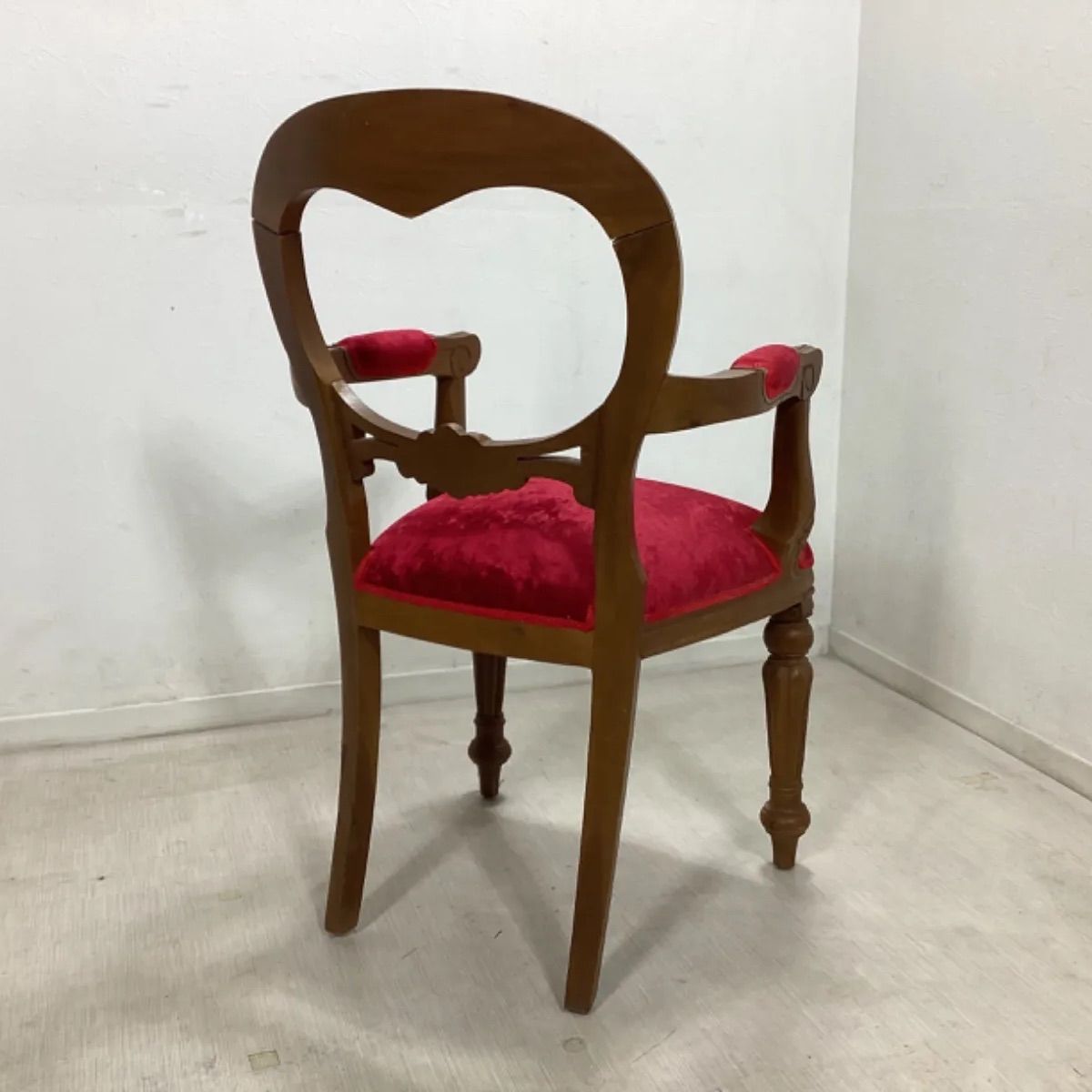 ヴィクトリアン ピンクベルベット アームチェア ヴィクトリアン ピンクベルベット アームチェア ゼブラアームチェア