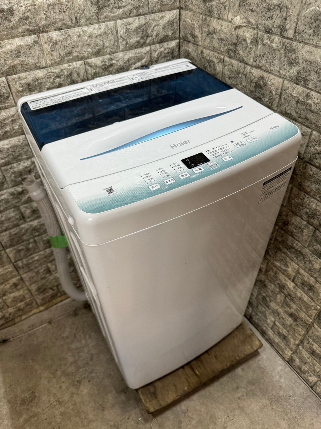 東京23区送料無料美品ハイアール2022年製縦型洗濯機5.5㎏