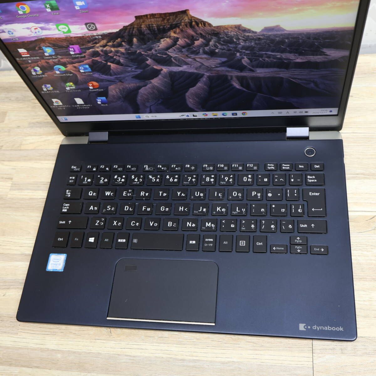 ☆2in1☆超美品 10世代4コアi5！NVMeSSD256GB メモリ8GB☆U9310X/