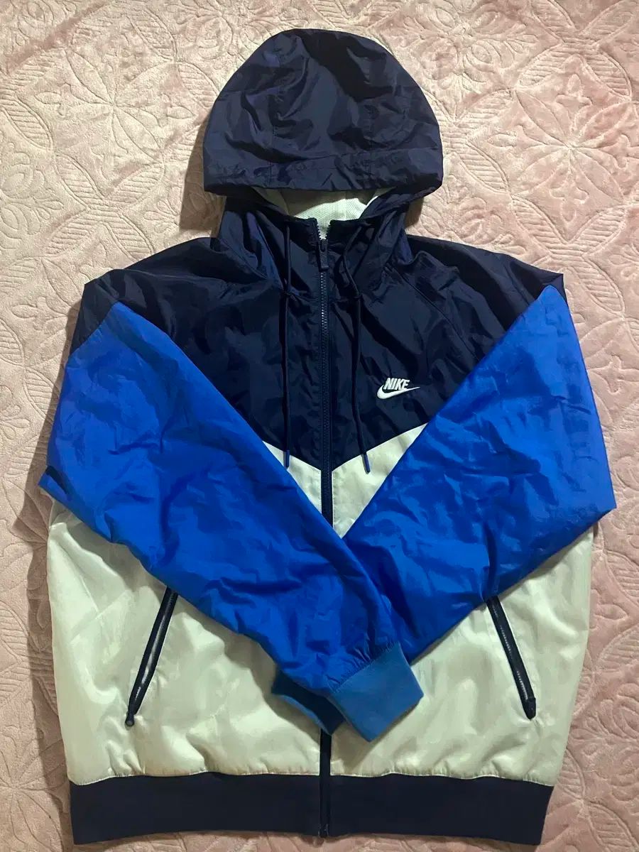 Nike ナイキ ウインドランナー ウインドブレーカー L