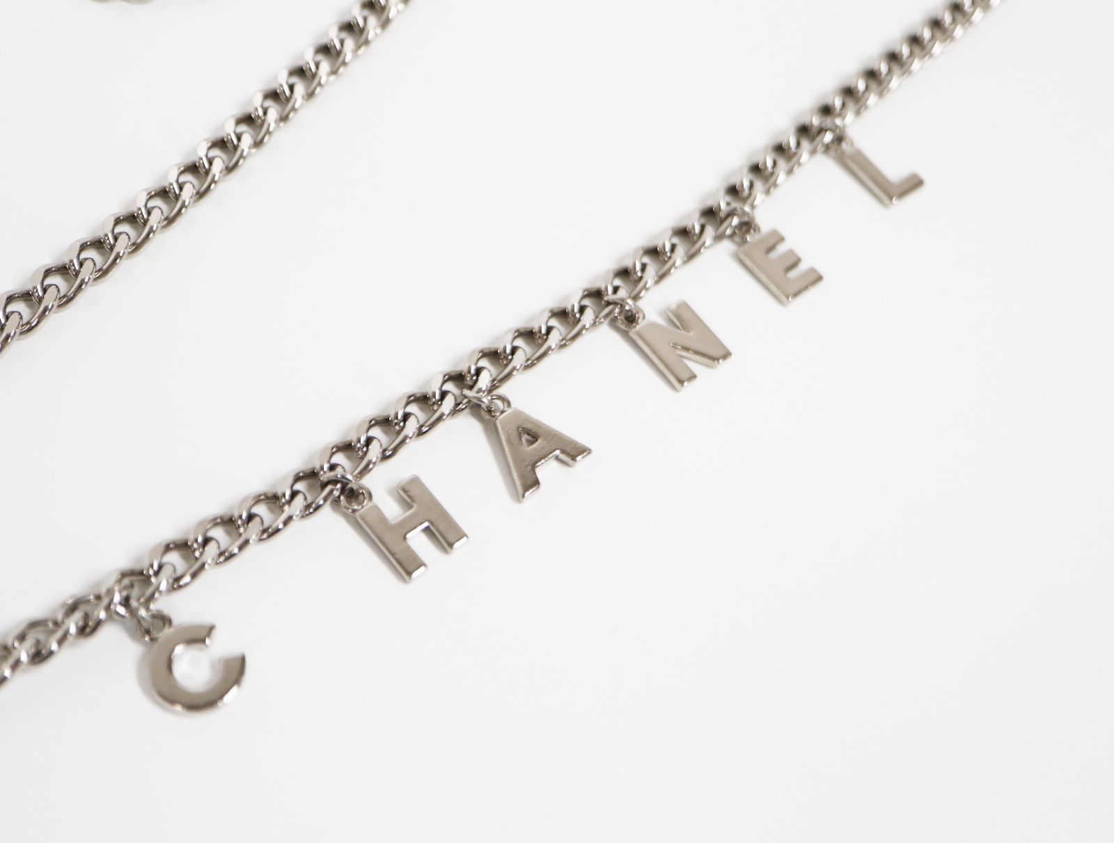 CHANEL ココマーク シルバー ロゴチェーンベルト 【公式通販】